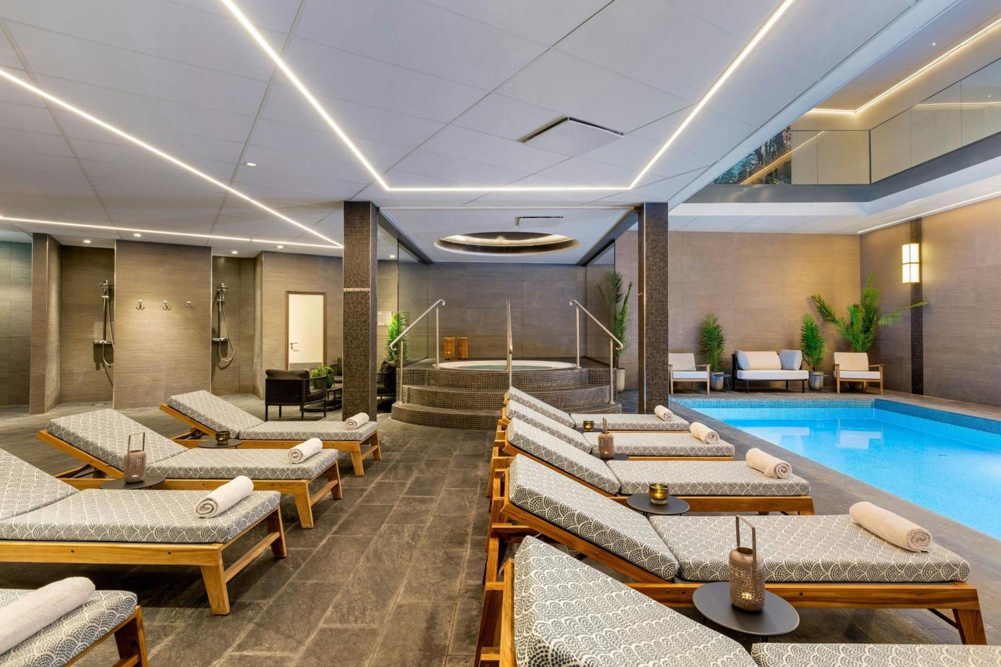Ac Hotel By Marriott Stockholm Ulriksdal Солна Экстерьер фото