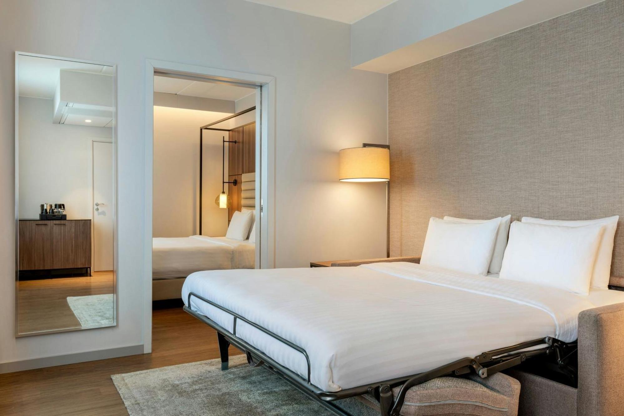 Ac Hotel By Marriott Stockholm Ulriksdal Солна Экстерьер фото